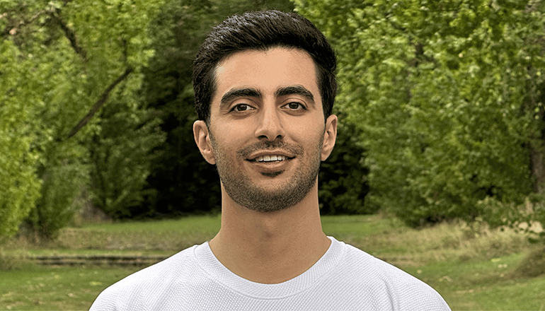 Portrait photo Sattar Bashiri