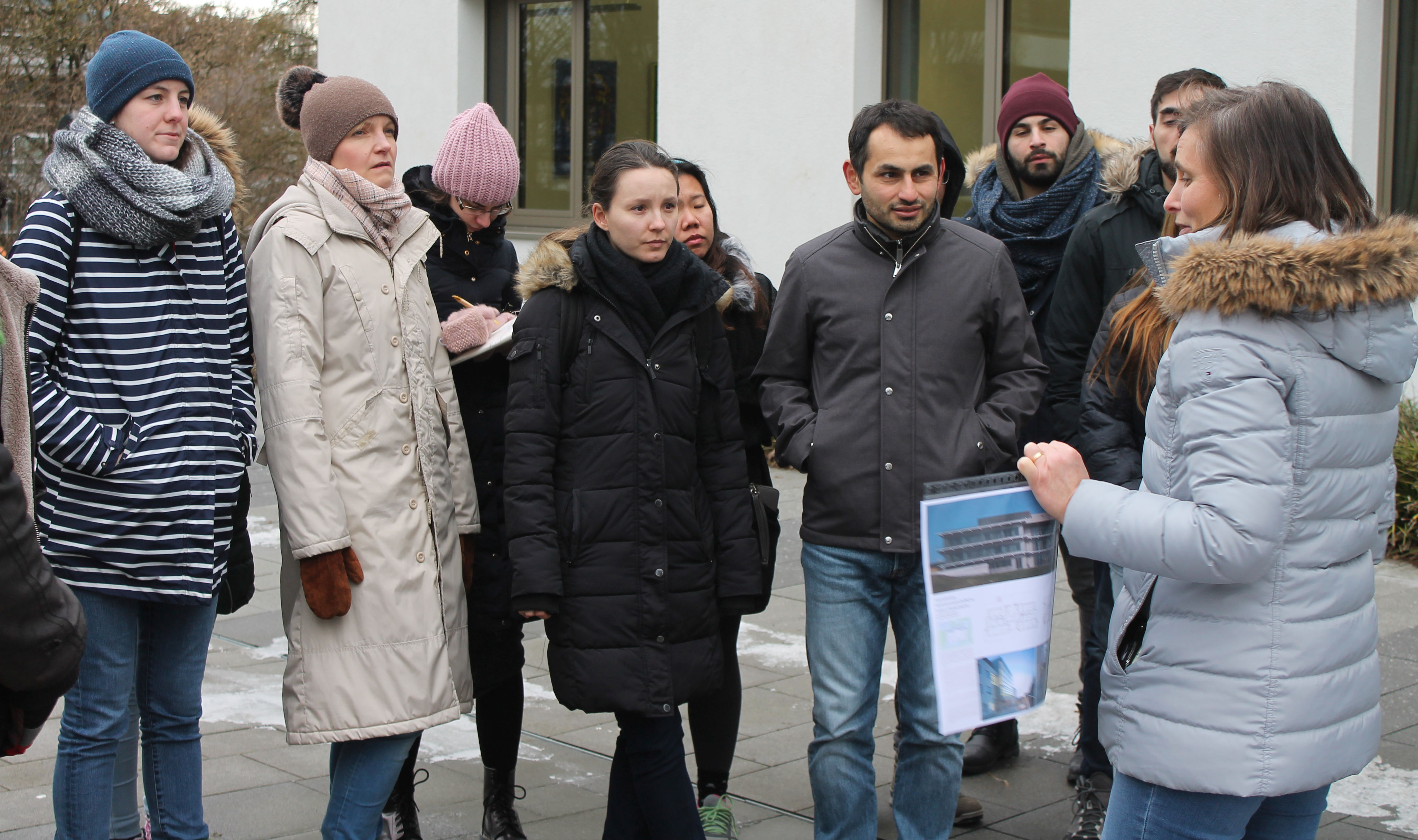 On-site visit of the open space around „Internationales Getränkewissenschaftliches Zentrum (TUM)“ on the campus in Weihenstephan, one of the projects realised by ver.de